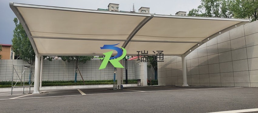 河北省石家庄鹿泉云杉溪谷膜结构车棚